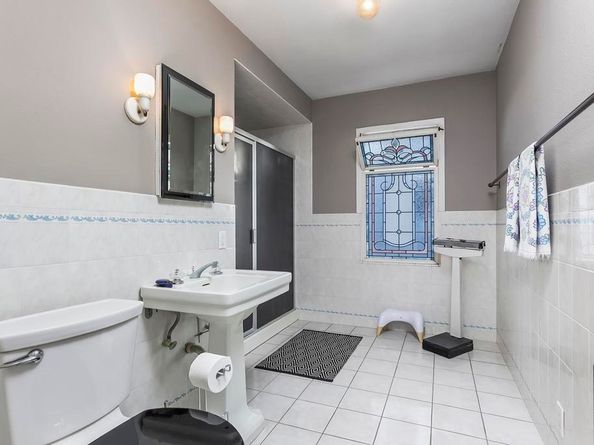 557 A Ave, Coronado CA 92118