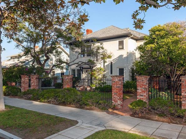 557 A Ave, Coronado CA 92118