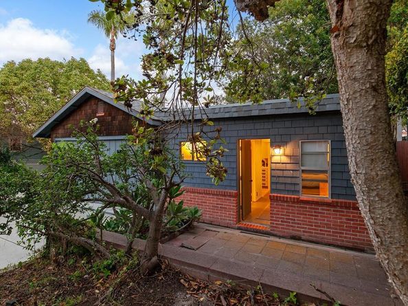 557 A Ave, Coronado CA 92118