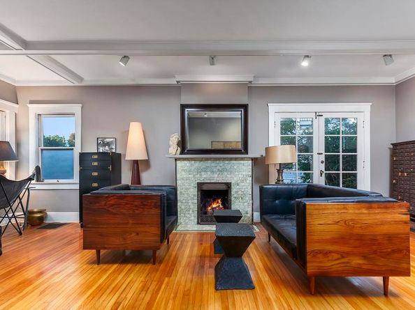 557 A Ave, Coronado CA 92118