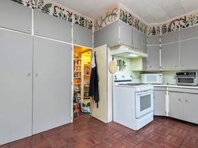 557 A Ave, Coronado CA 92118