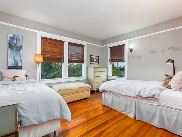 557 A Ave, Coronado CA 92118