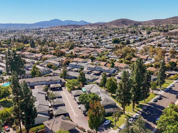 10661 King Phillip, Santee CA 92071