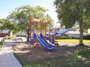 10661 King Phillip, Santee CA 92071