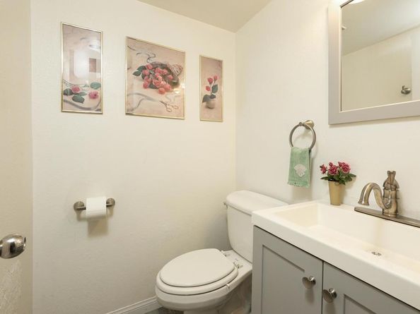 10661 King Phillip, Santee CA 92071