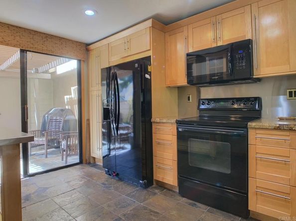 10473 Crosscreek Ter, San Diego CA 92131