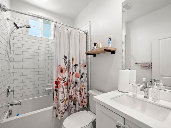 8304 The Grant Place, Bonita CA 91902