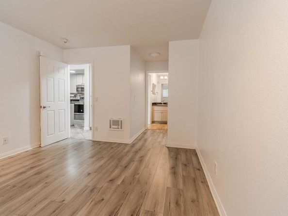 9860 Dale Avenue D10, Spring Valley CA 91977