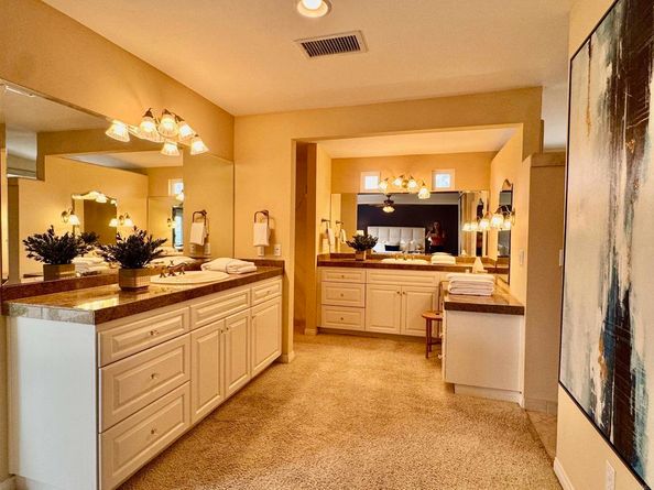 1050 Vista Sierra Drive, El Cajon CA 92019