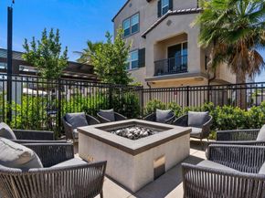 2328 Stardust Gln, Escondido CA 92025