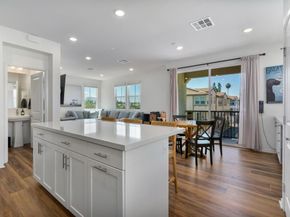 2328 Stardust Gln, Escondido CA 92025