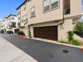 2328 Stardust Gln, Escondido CA 92025