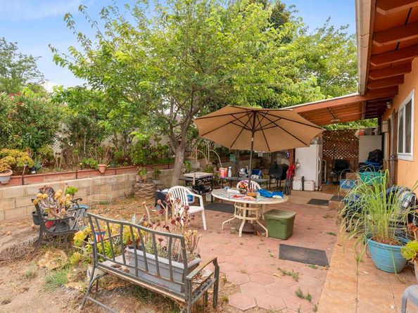 9620 Los Coches Road, Lakeside CA 92040