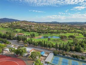 1052 Calle De Lepanto, Escondido CA 92025