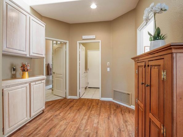1052 Calle De Lepanto, Escondido CA 92025