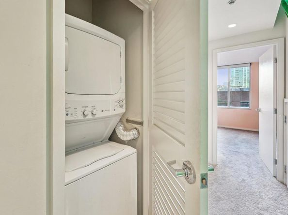 321 10Th Avenue 509, San Diego CA 92101
