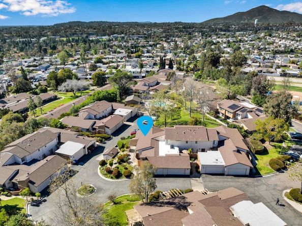 6050 Henderson 9, La Mesa CA 91942