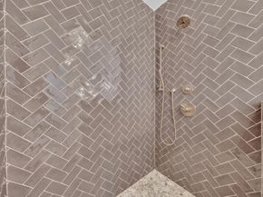 6050 Henderson 9, La Mesa CA 91942