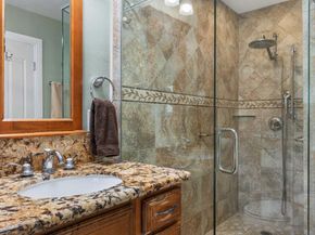 1650 Queenston Drive, Escondido CA 92027