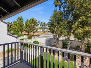 1832 Cottonwood Avenue, Carlsbad CA 92011