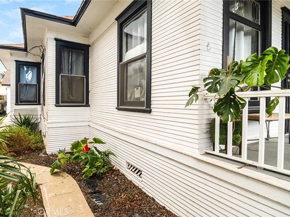 237 W 6th Street, Long Beach CA 90802