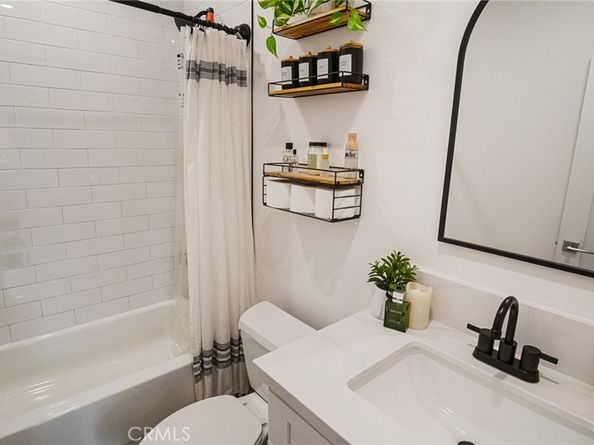 237 W 6th Street, Long Beach CA 90802
