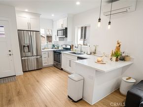 237 W 6th Street, Long Beach CA 90802