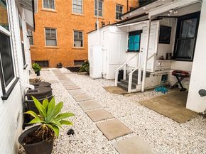 237 W 6th Street, Long Beach CA 90802