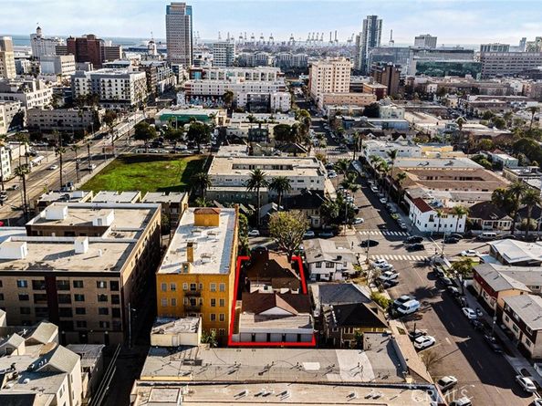 237 W 6th Street, Long Beach CA 90802