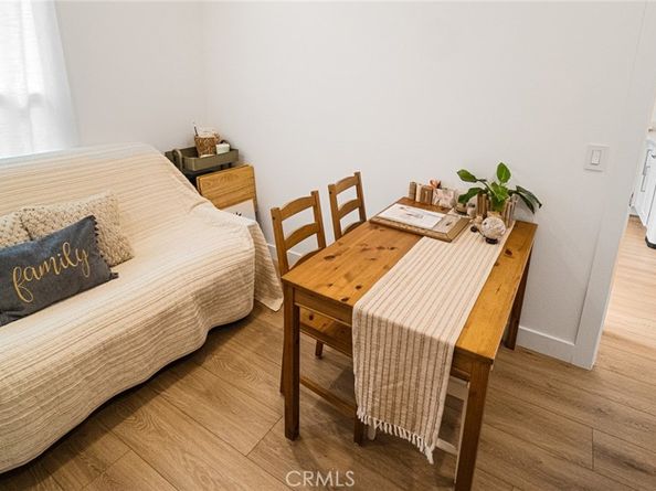 237 W 6th Street, Long Beach CA 90802