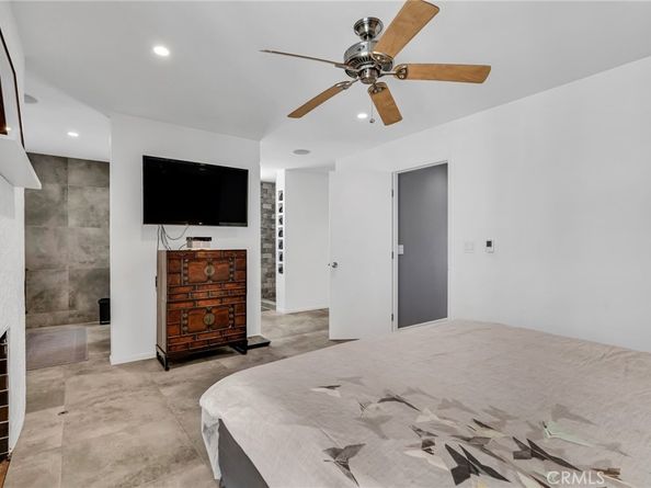 15 69th Place, Long Beach CA 90803