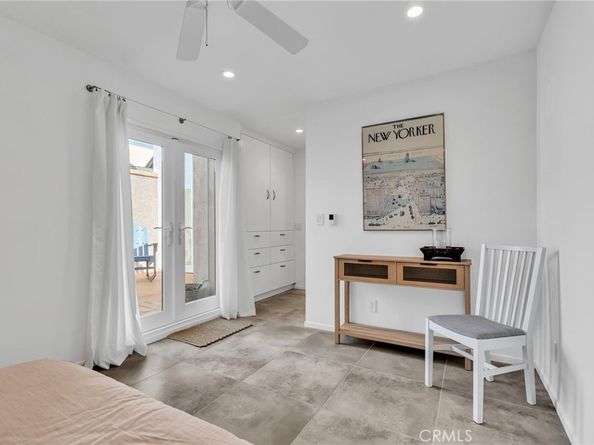 15 69th Place, Long Beach CA 90803