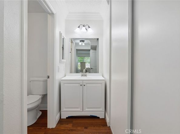 81 Rockwood 42, Irvine CA 92614