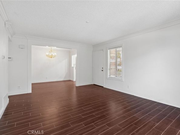81 Rockwood 42, Irvine CA 92614