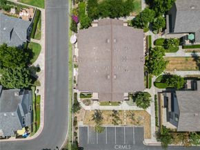 81 Rockwood 42, Irvine CA 92614