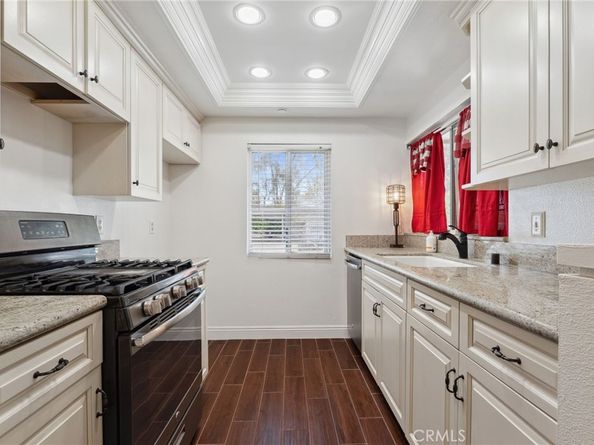 81 Rockwood 42, Irvine CA 92614
