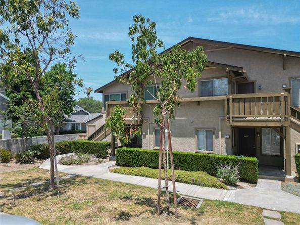 81 Rockwood 42, Irvine CA 92614