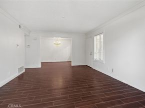 81 Rockwood 42, Irvine CA 92614