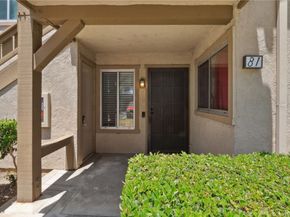 81 Rockwood 42, Irvine CA 92614