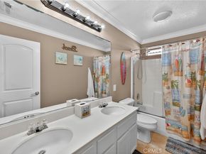 10 Calais, Irvine CA 92602