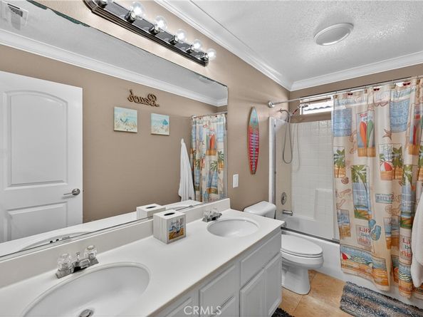 10 Calais, Irvine CA 92602