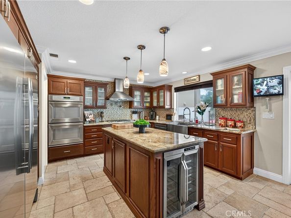 10 Calais, Irvine CA 92602