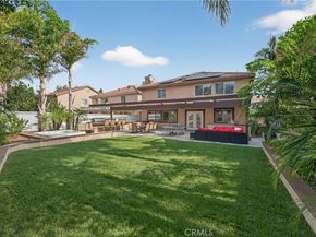 10 Calais, Irvine CA 92602