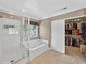 10 Calais, Irvine CA 92602