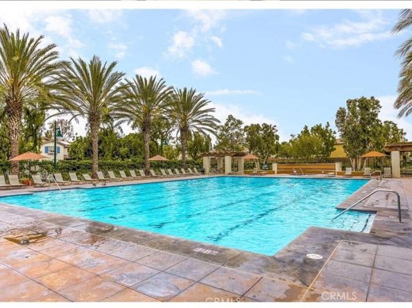 10 Calais, Irvine CA 92602