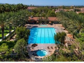 10 Calais, Irvine CA 92602