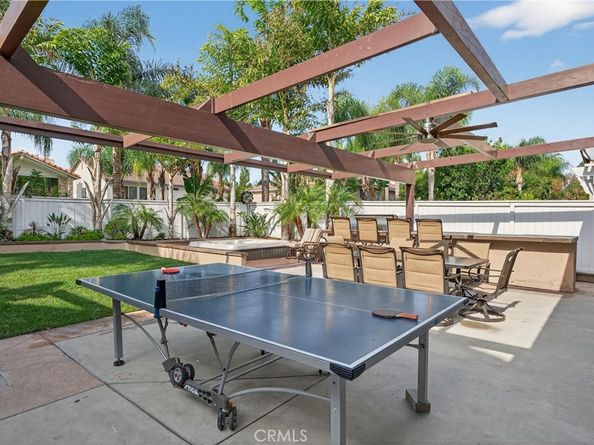 10 Calais, Irvine CA 92602