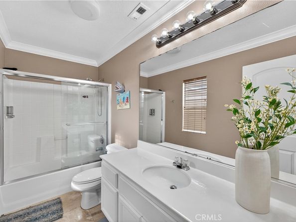 10 Calais, Irvine CA 92602