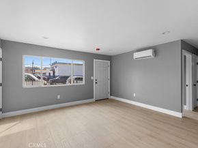 943 N Washington Place 4, Long Beach CA 90813