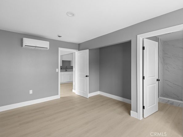 943 N Washington Place 4, Long Beach CA 90813